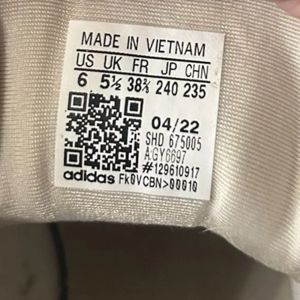 adidas zx 22